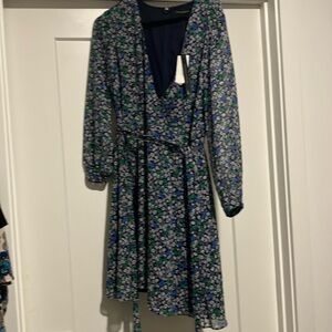 Banana Republic NWT beautiful print wrap dress